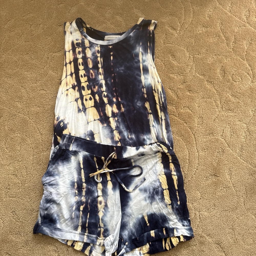 Short and tank top set